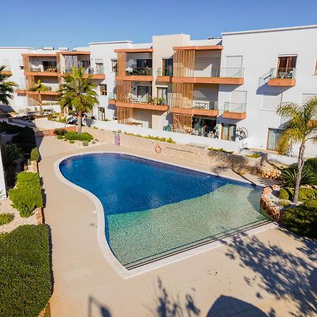 Rio Terrace By Algest Apartment Портиман Екстериор снимка